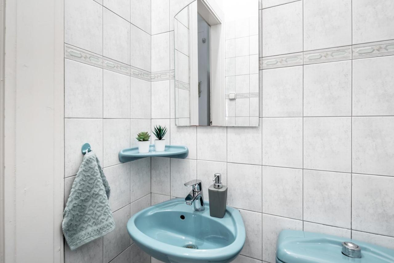 Huge Apartment In The City Center Budapeste Exterior foto